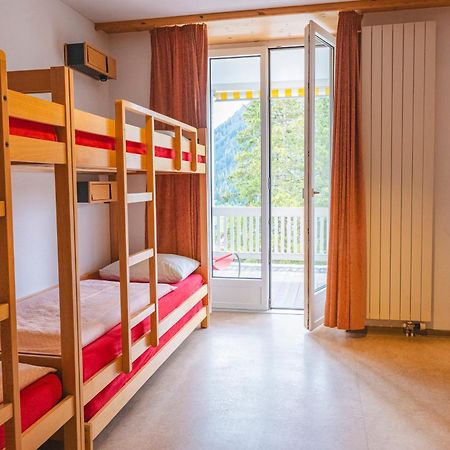 Davos Youth Hostel Экстерьер фото