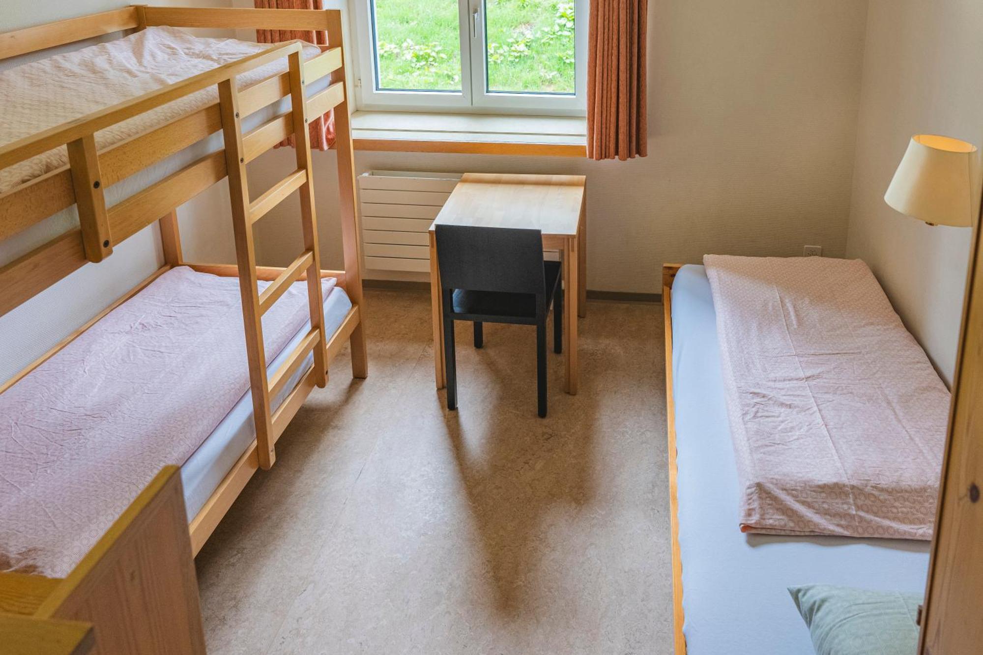 Davos Youth Hostel Экстерьер фото